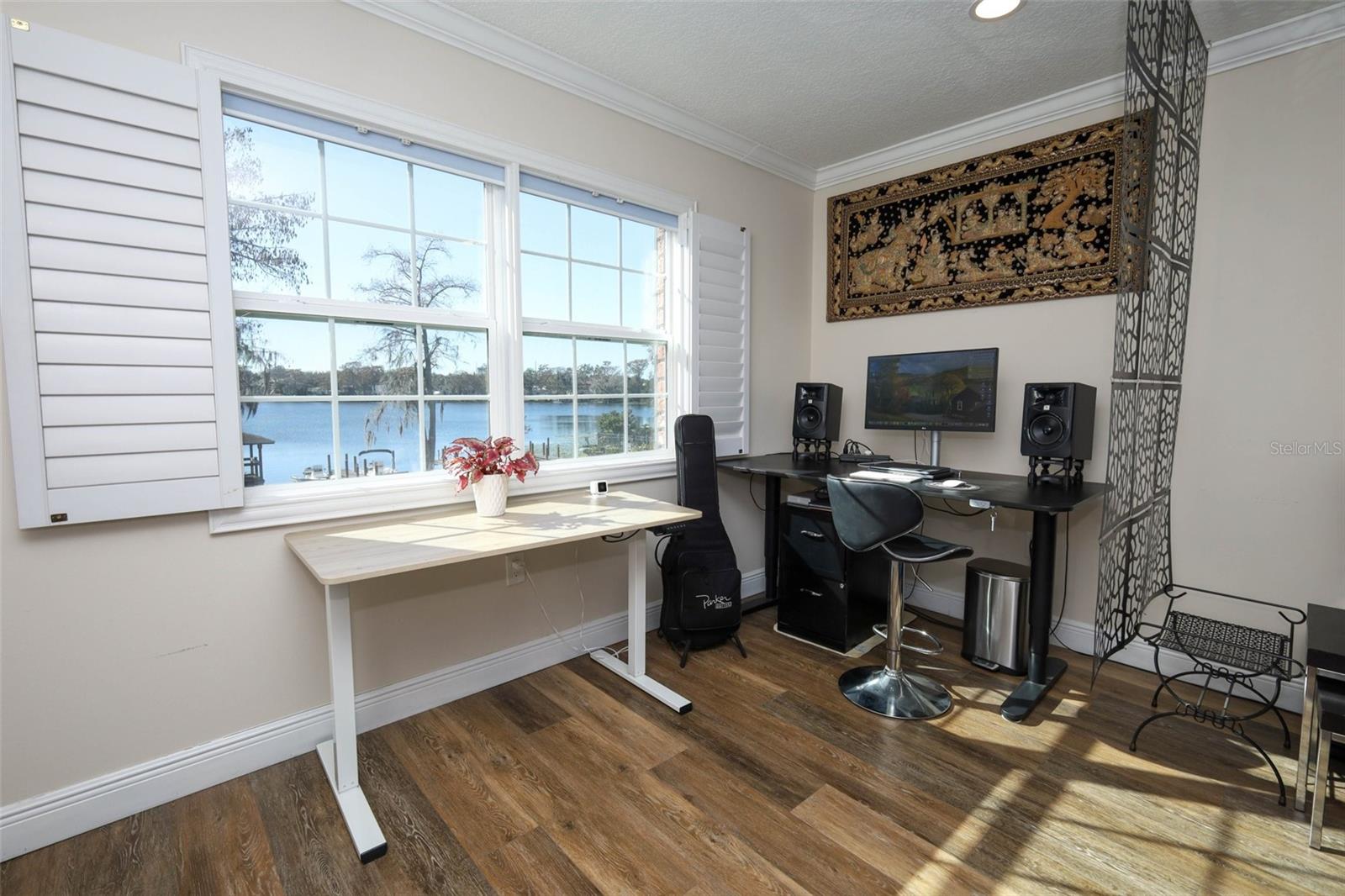 LAKESIDE MANOR APTS CONDO - Residential