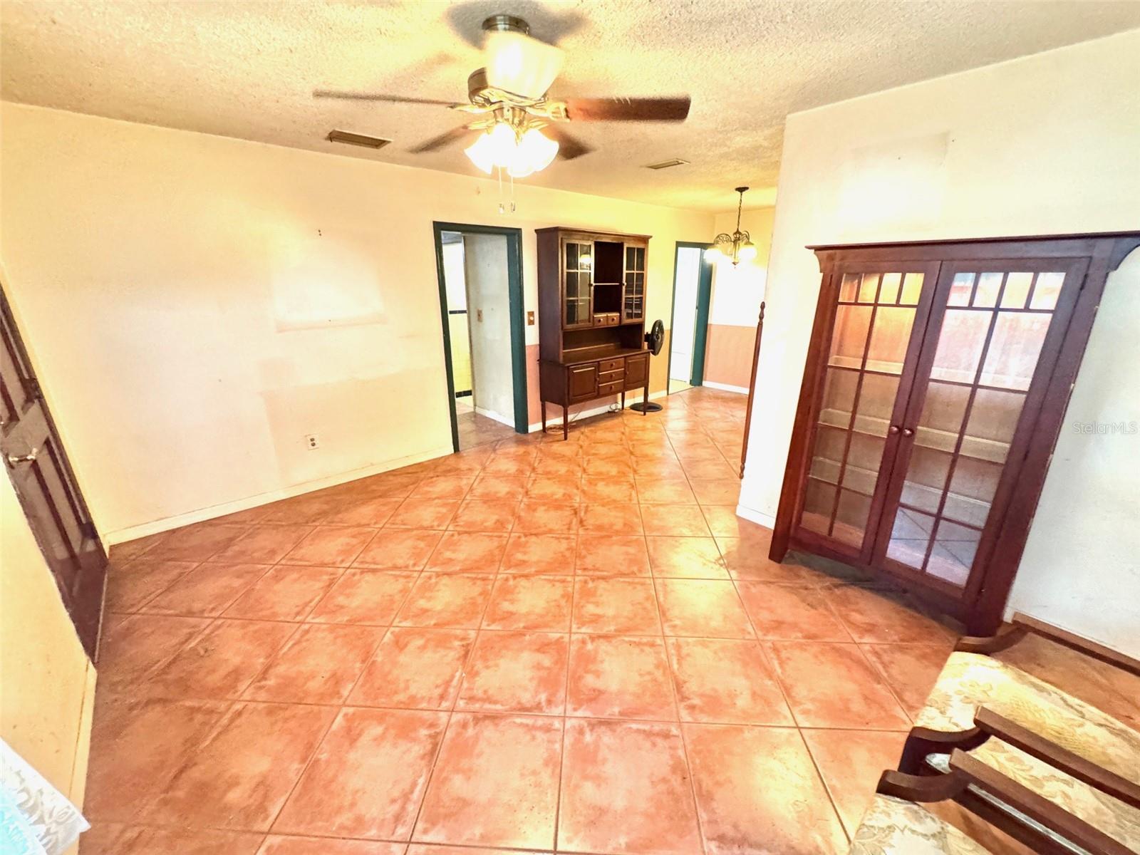 EAGLE CREST - Residential