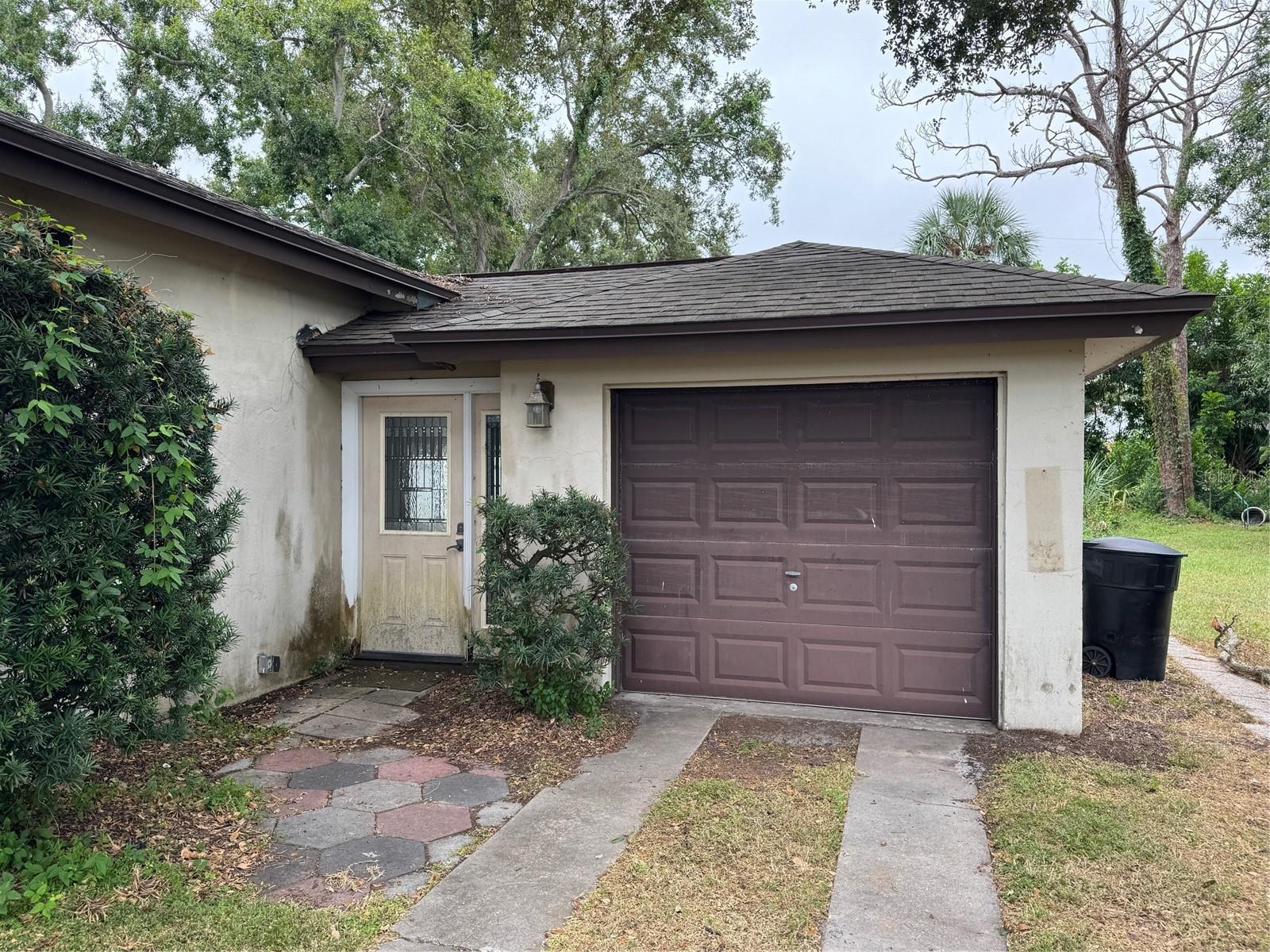 EAGLE CREST - Residential