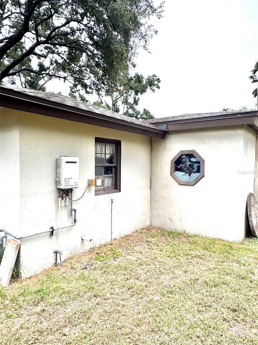 EAGLE CREST - Residential