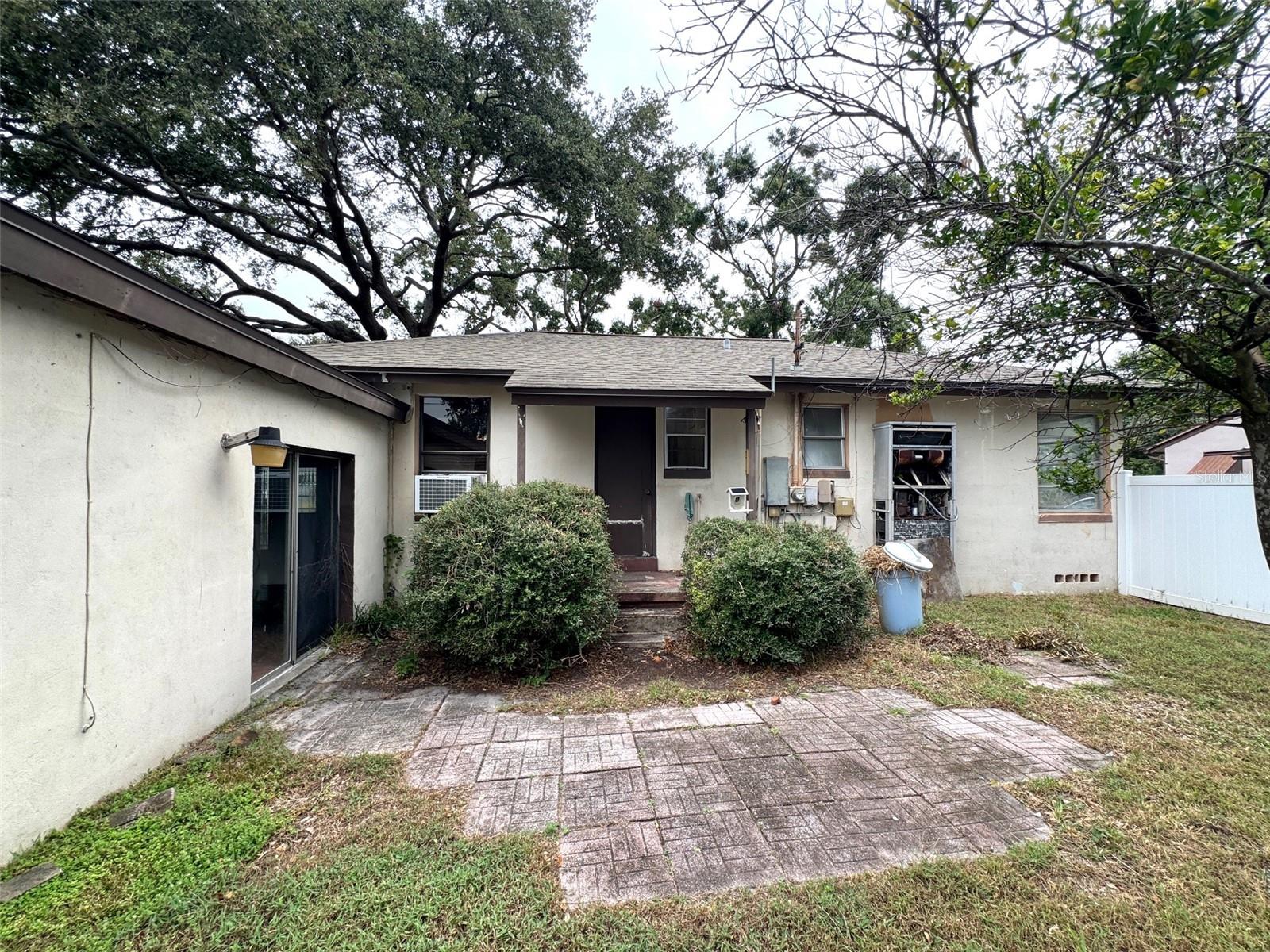 EAGLE CREST - Residential