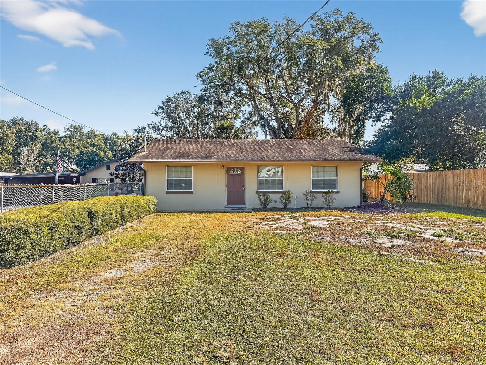 TAVARES - Residential Lease