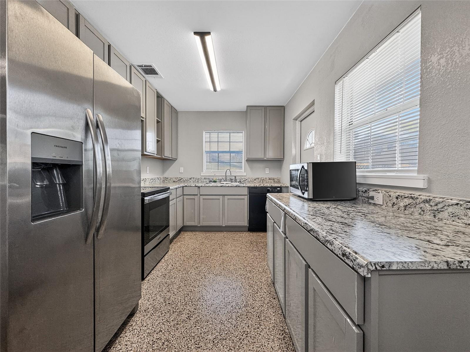 TAVARES - Residential Lease