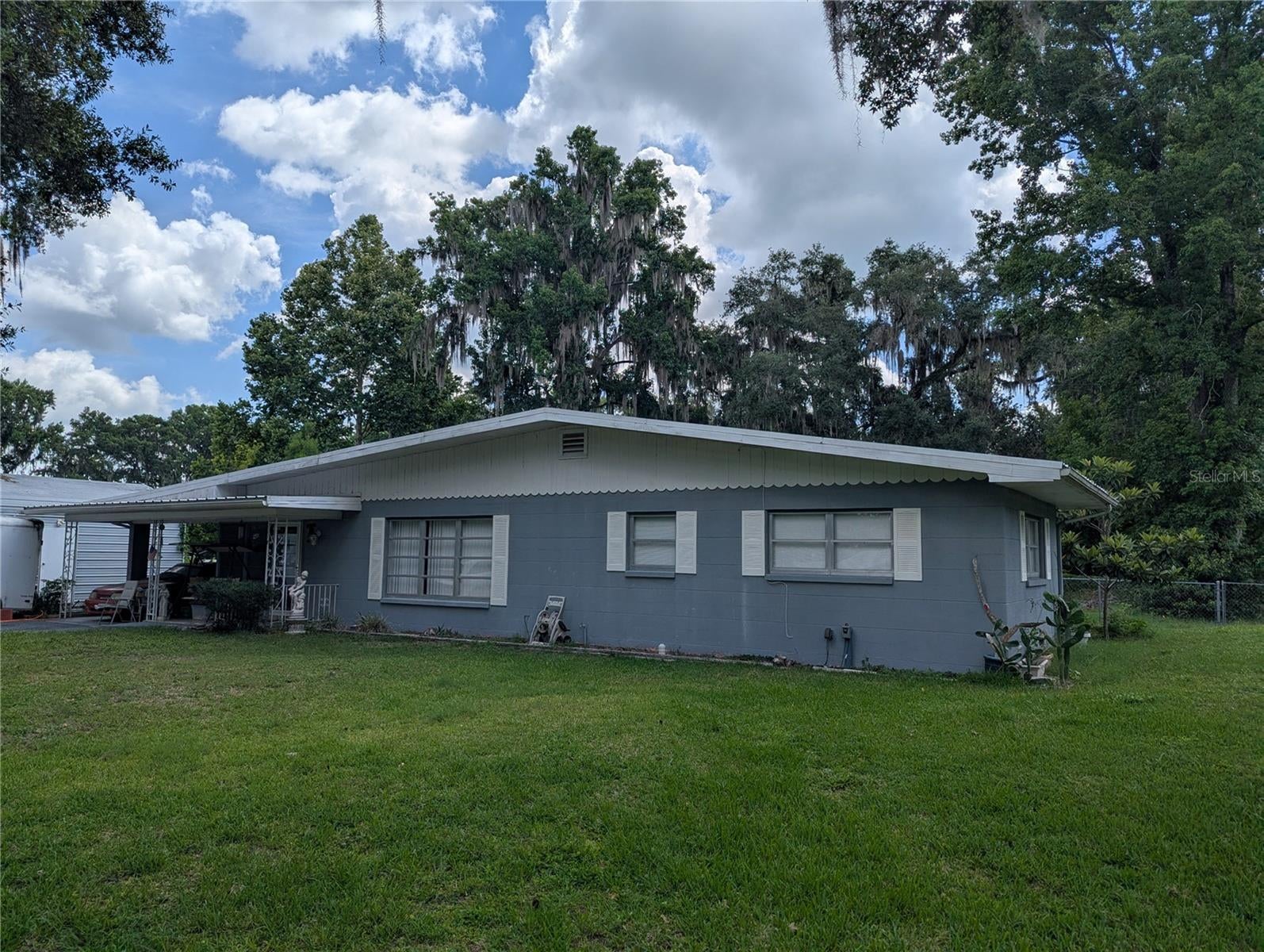 7633 S CRESCENT LOOP