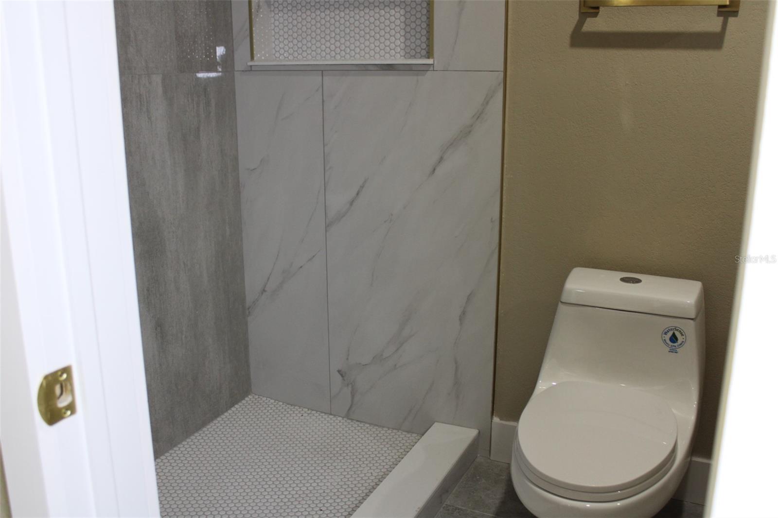 BELLMONT HEIGHTS - Residential