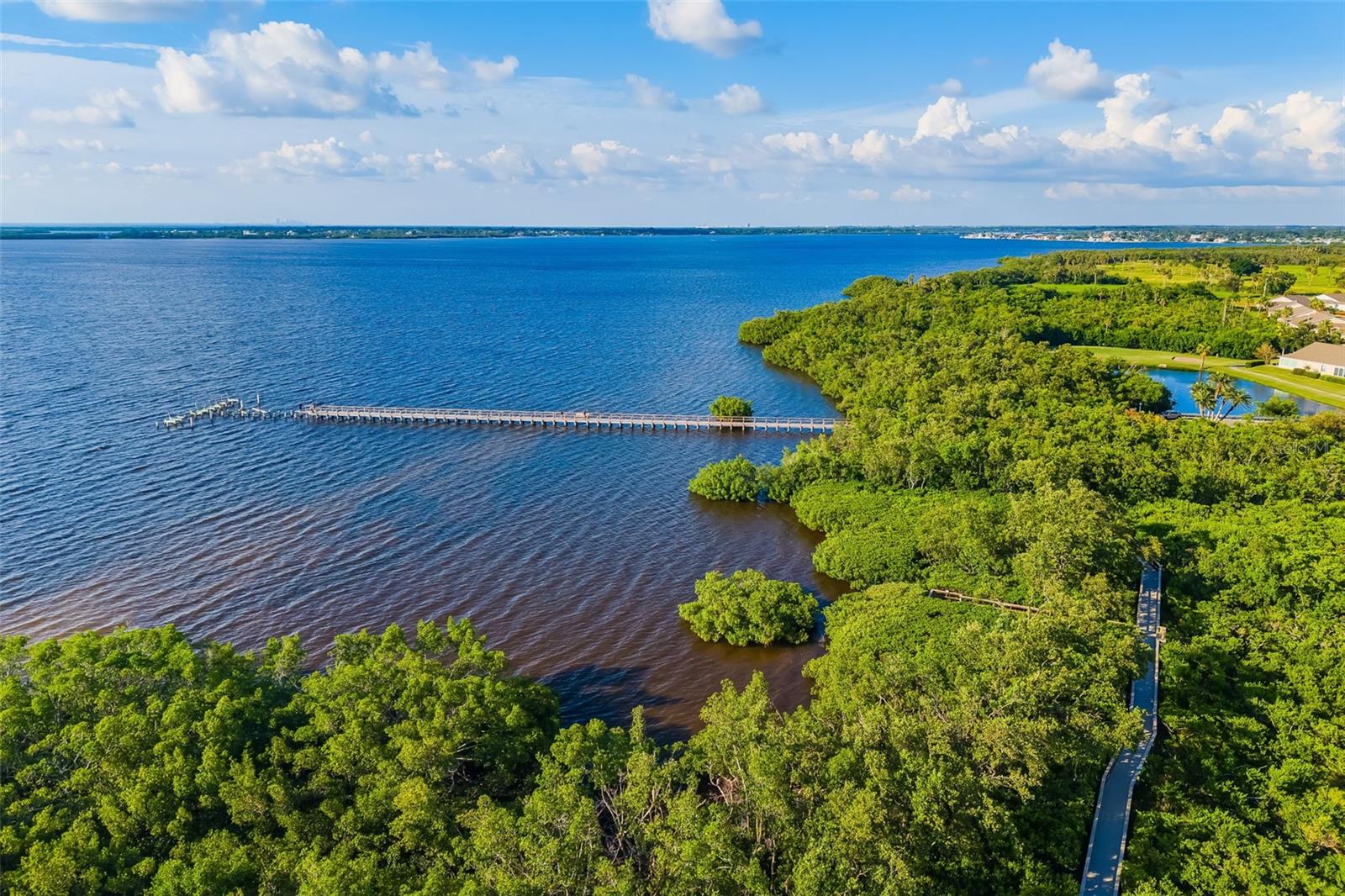 THE GREENS AT EDGEWATER - Residential