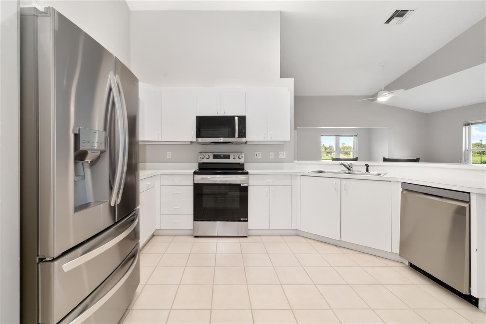 THE GREENS AT EDGEWATER - Residential