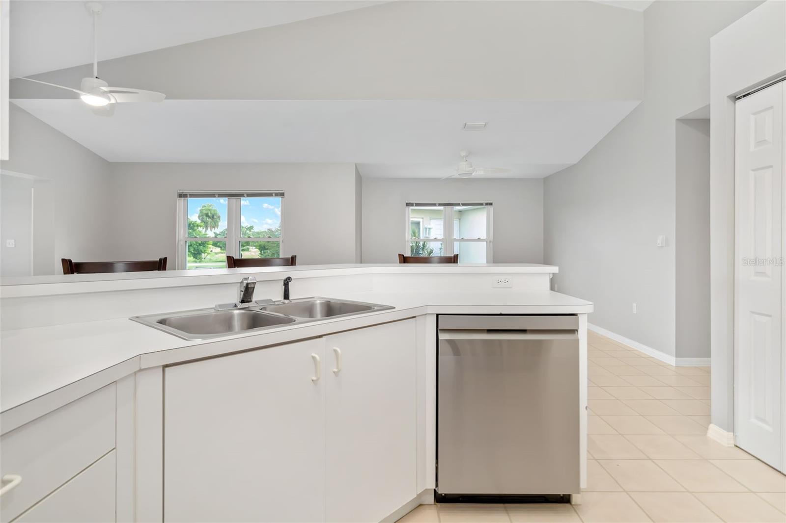 THE GREENS AT EDGEWATER - Residential