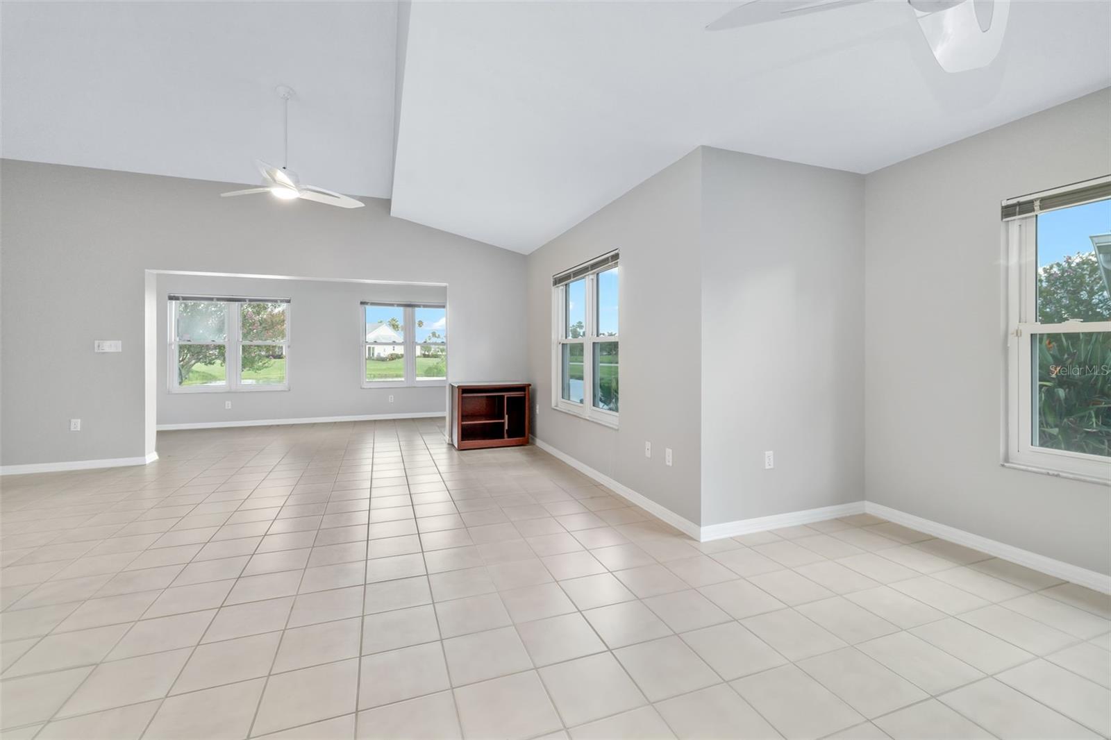 THE GREENS AT EDGEWATER - Residential