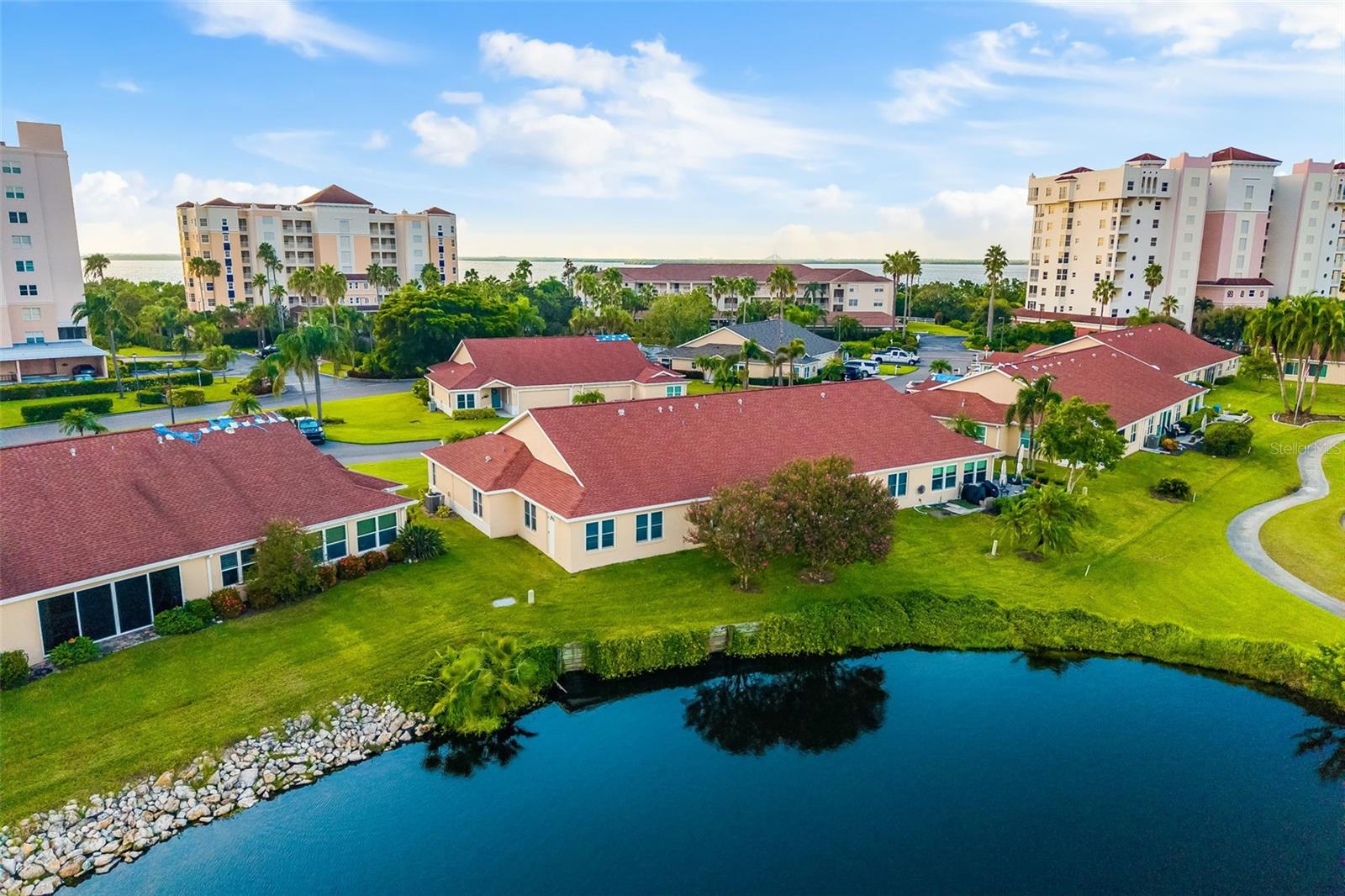 THE GREENS AT EDGEWATER - Residential
