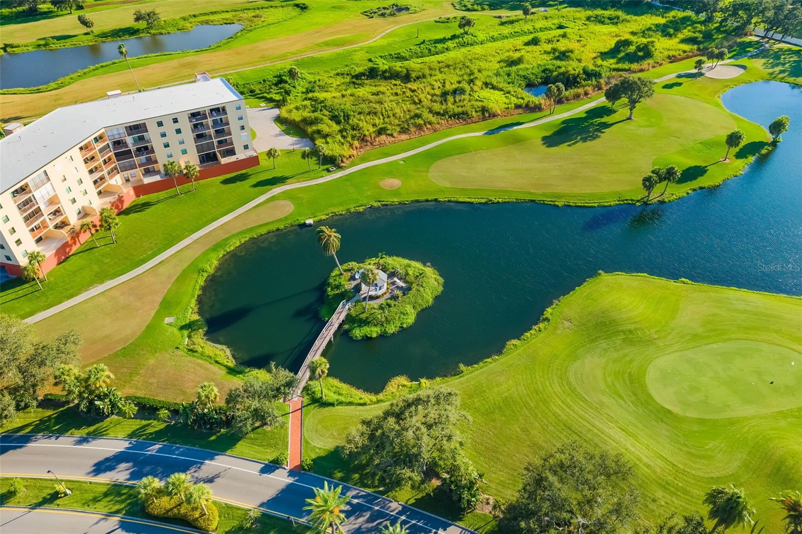 THE GREENS AT EDGEWATER - Residential