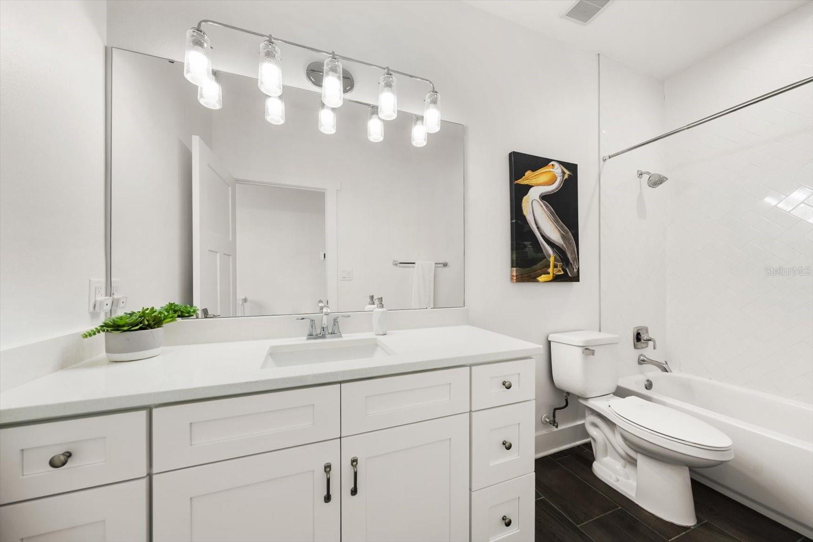 RIVIERA TWNHMS - Residential