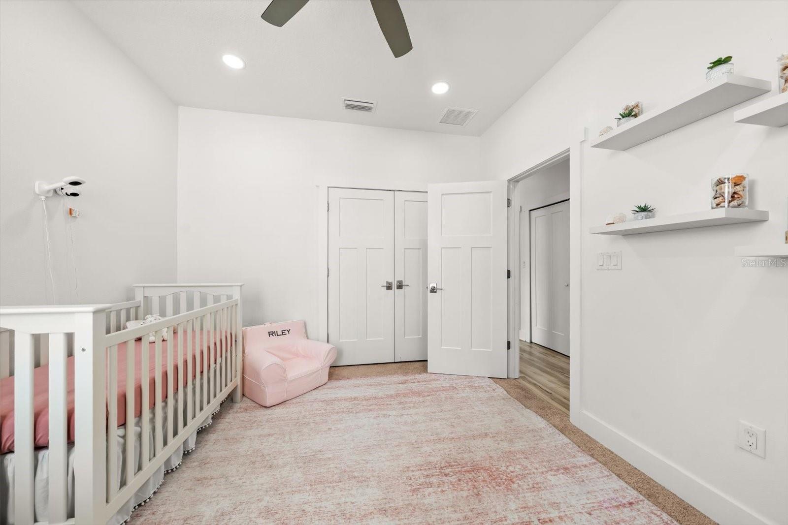 RIVIERA TWNHMS - Residential