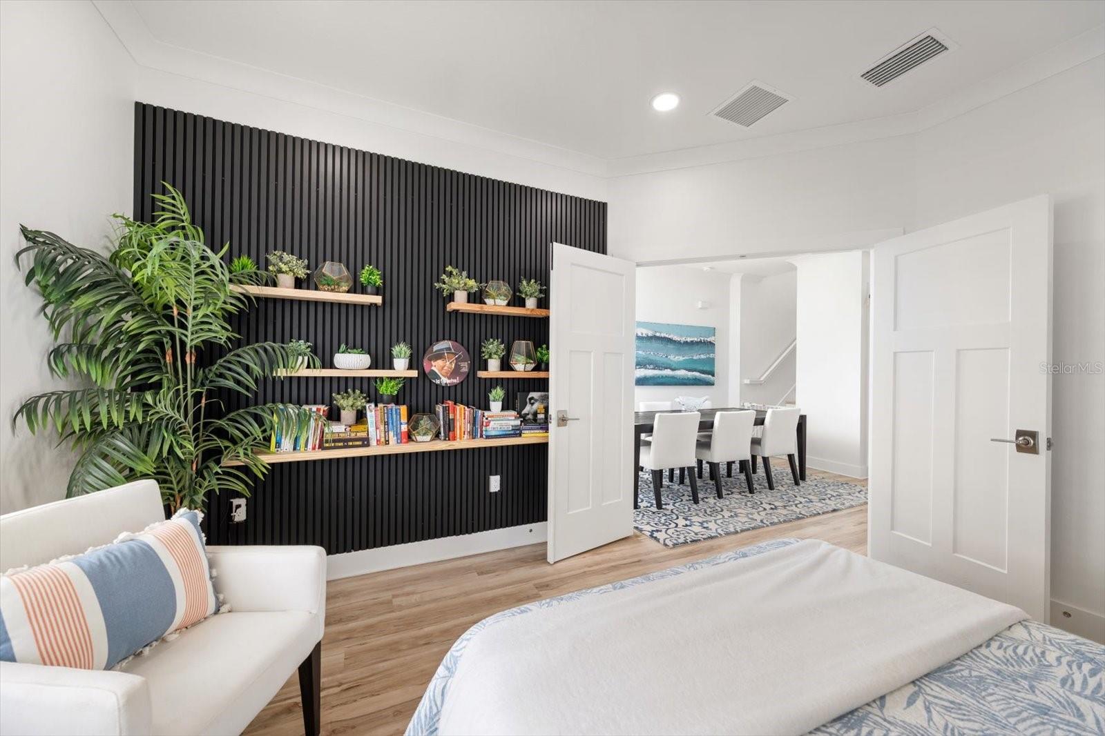 RIVIERA TWNHMS - Residential