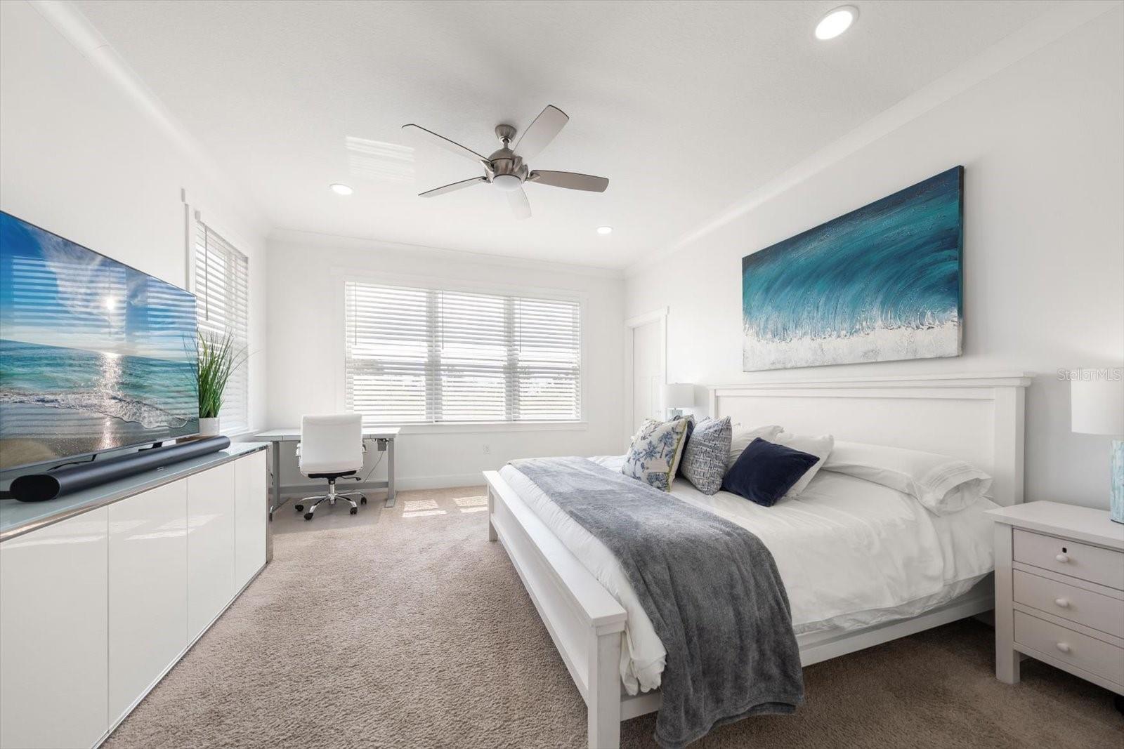 RIVIERA TWNHMS - Residential