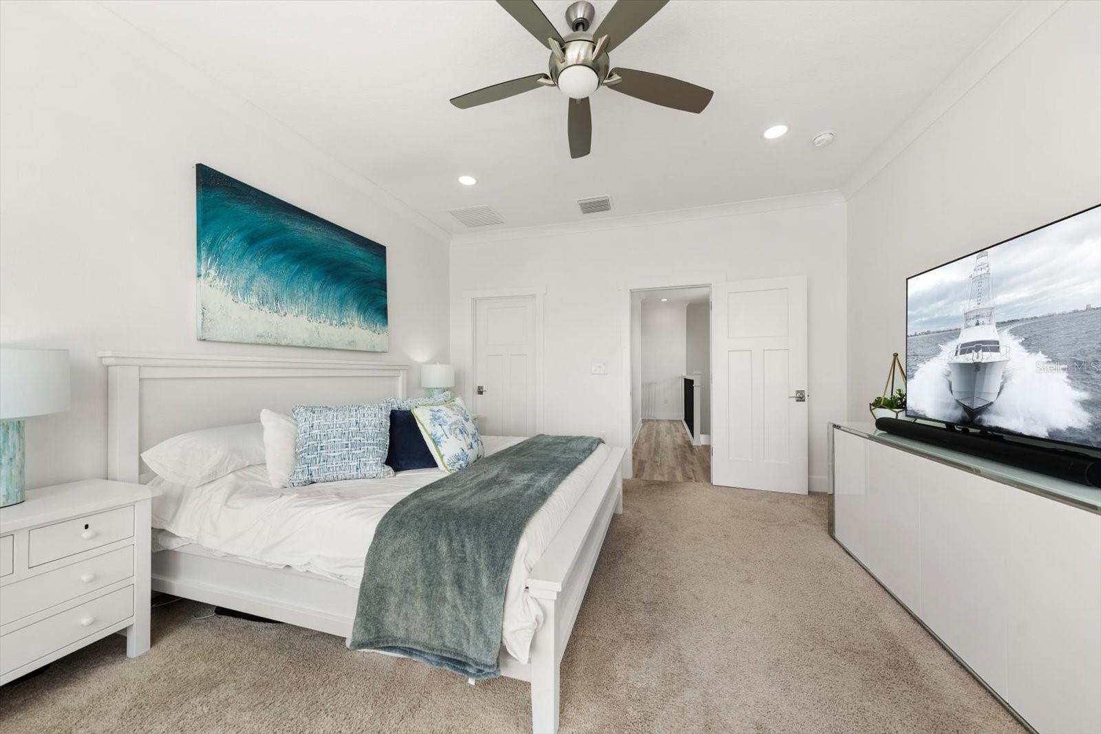 RIVIERA TWNHMS - Residential