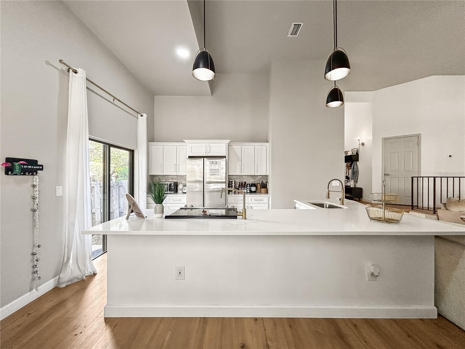 331 CASCADE LANE