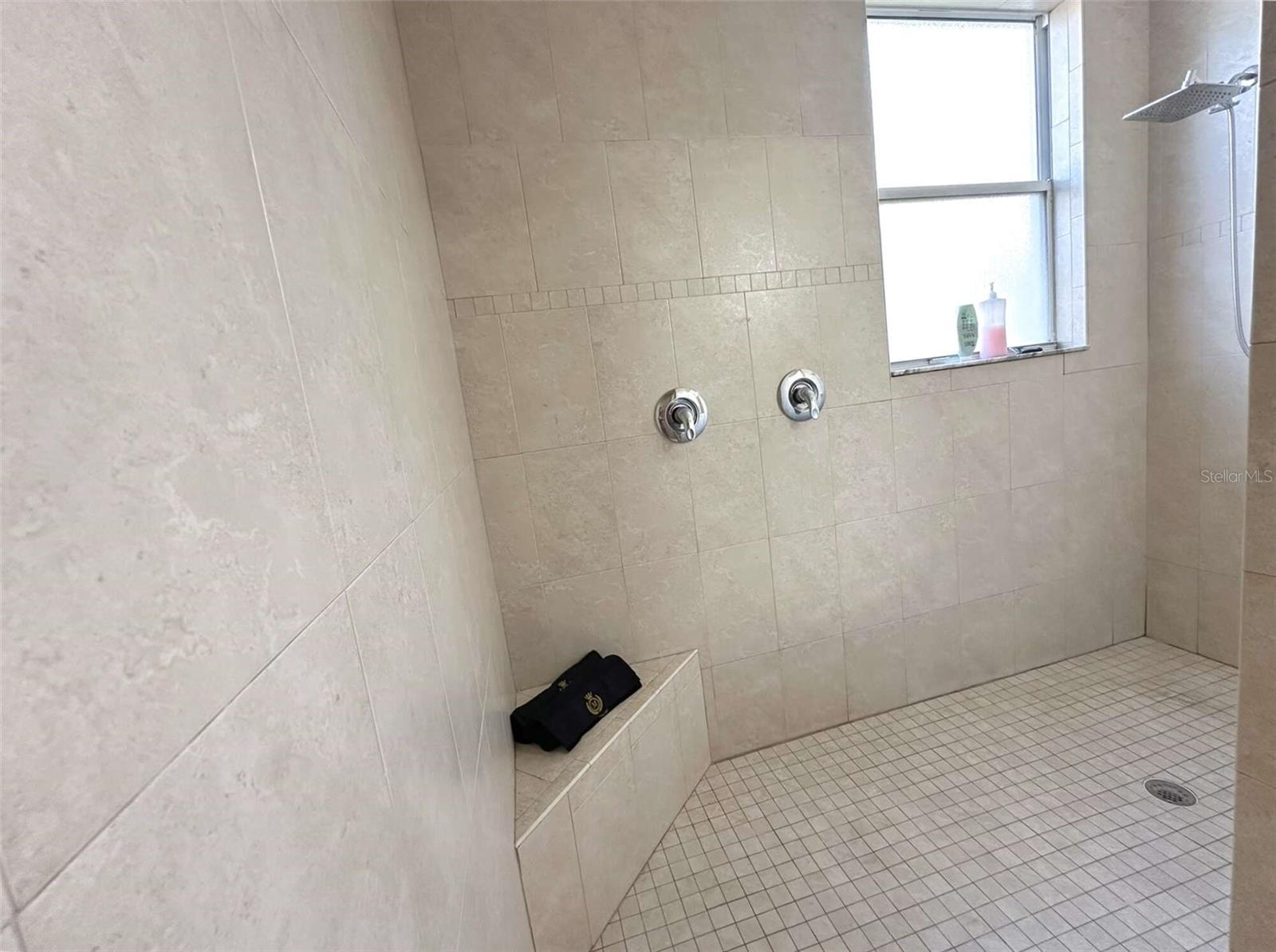 PARADISE LAKES CONDOMINIUM - Residential