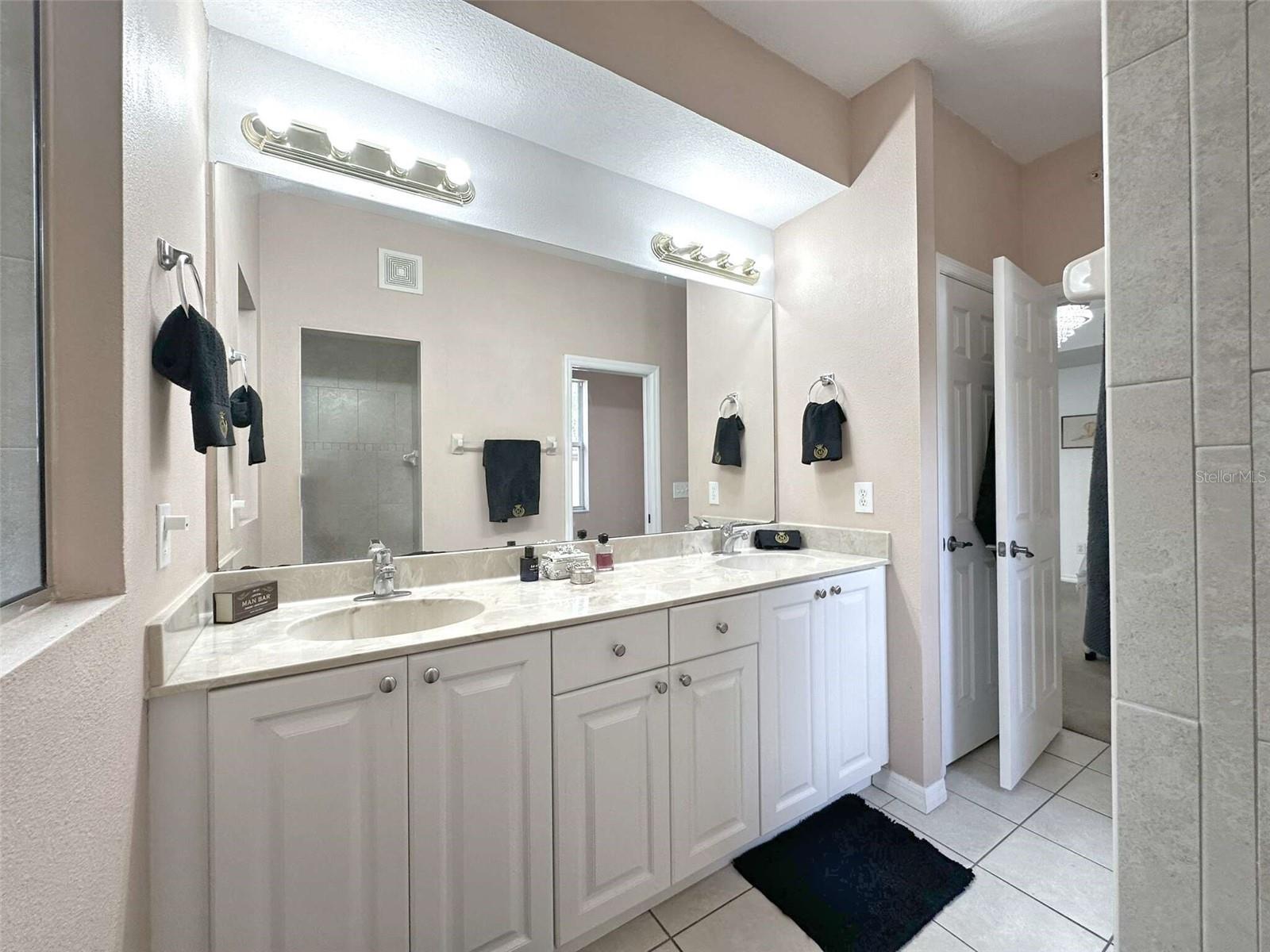 PARADISE LAKES CONDOMINIUM - Residential