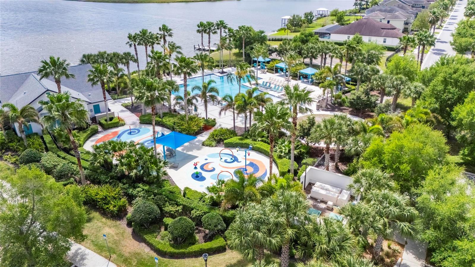 LUCAYA LAKE CLUB PH 2E - Residential