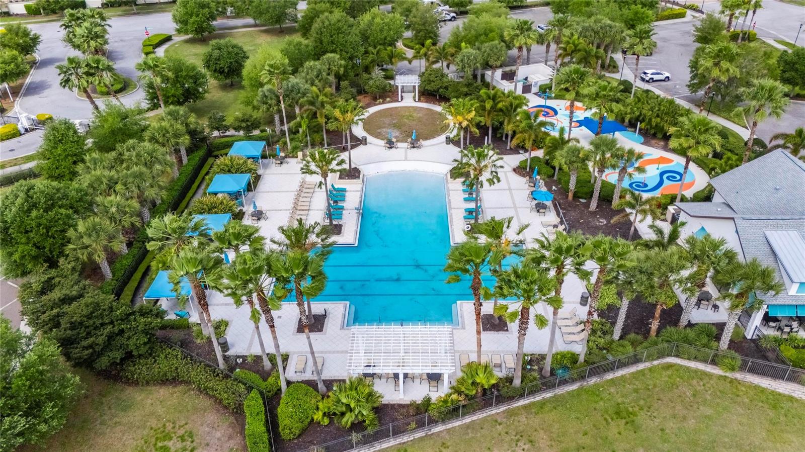 LUCAYA LAKE CLUB PH 2E - Residential