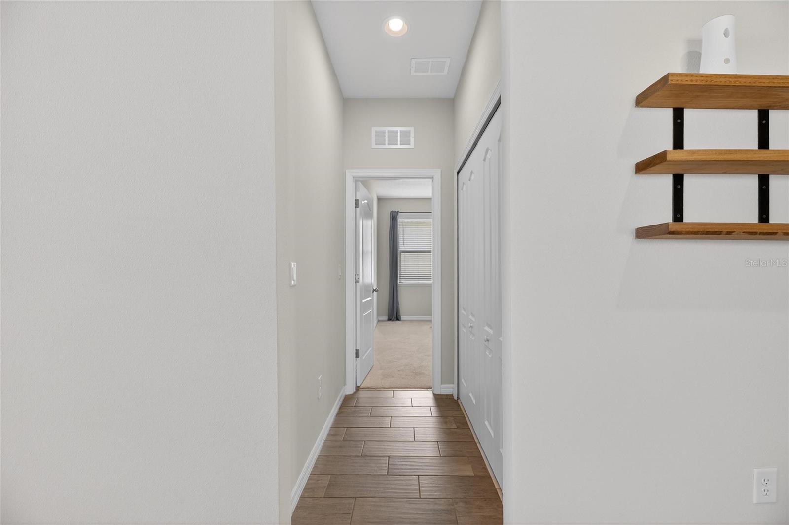 LUCAYA LAKE CLUB PH 2E - Residential