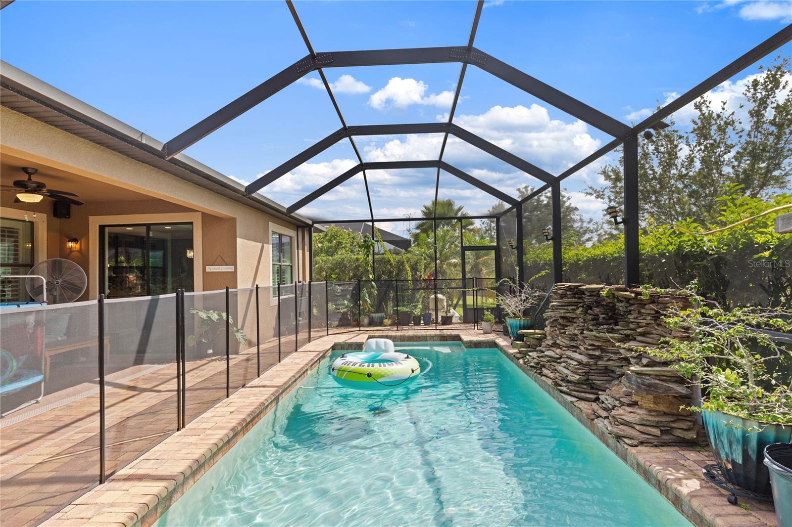 743 WELLINGTON COURT