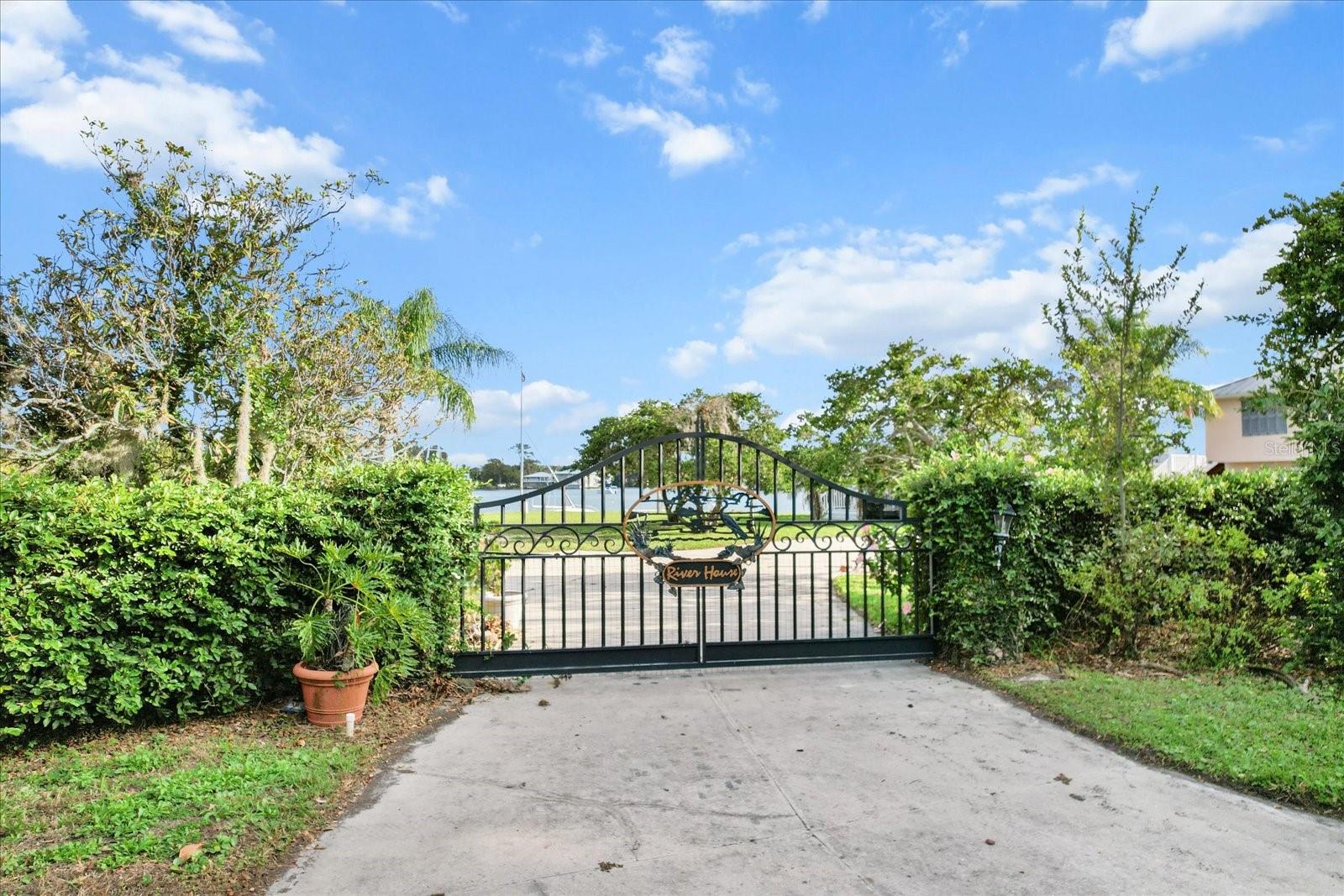 WILLIAMS POINT - Residential