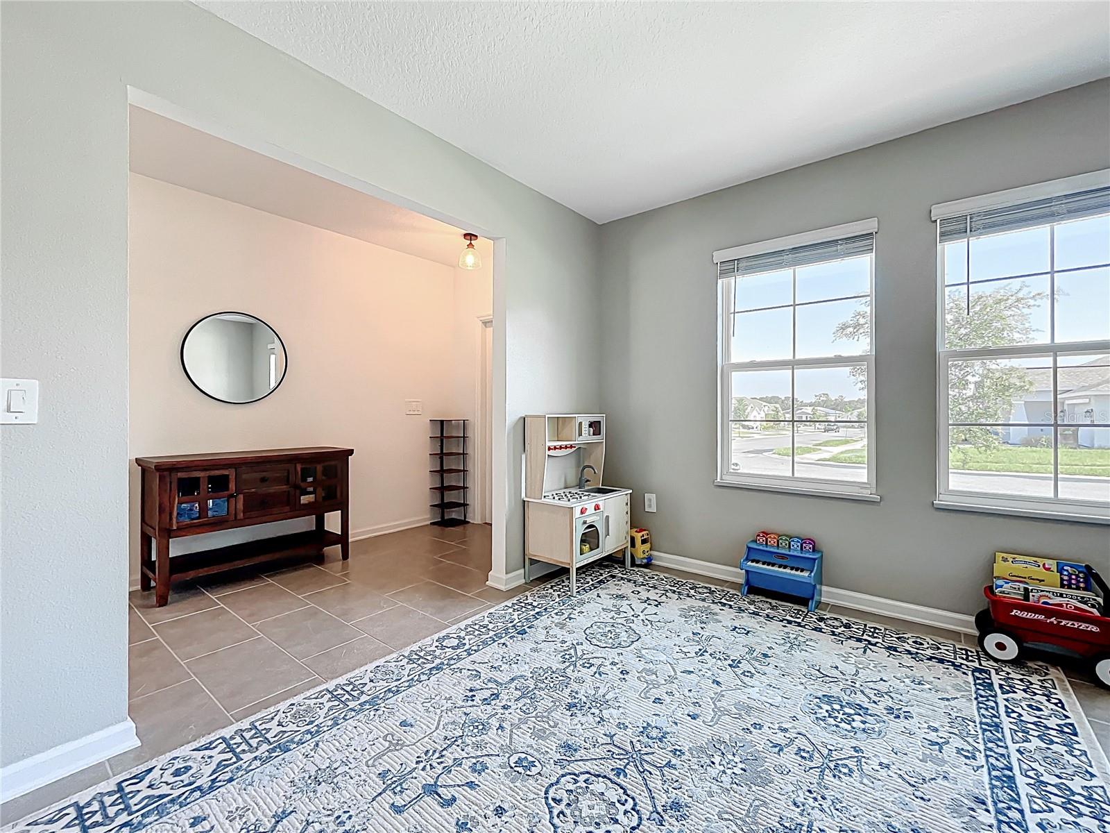 5712 BRISTLELEAF COURT