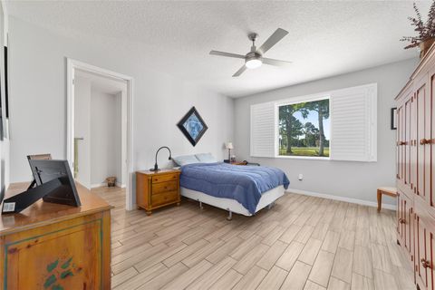 Photo of 9637 SW 95th Loop, Ocala, FL 34481 (MLS # OM724312)