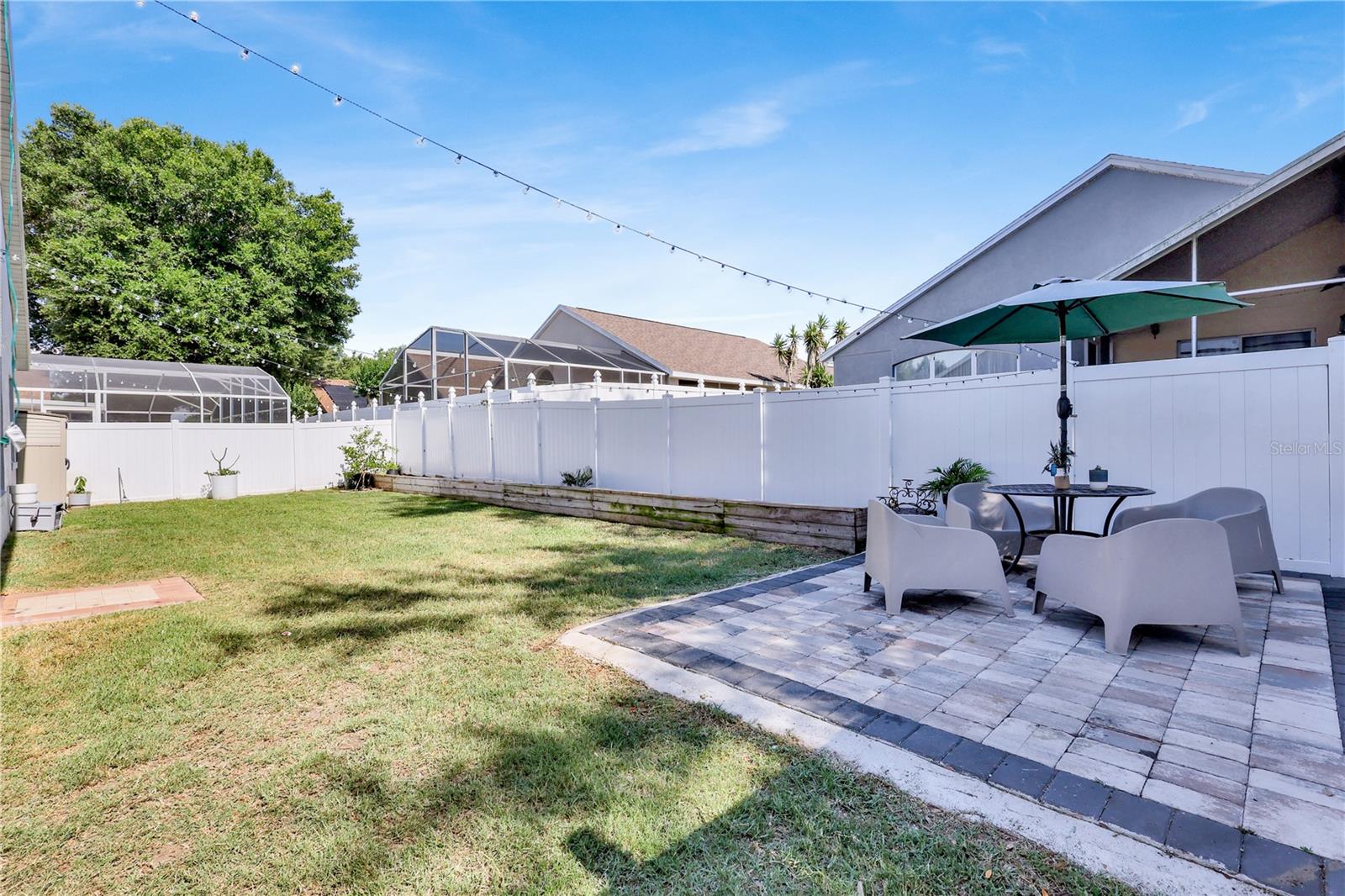 WESTON HILLS SUB - Residential