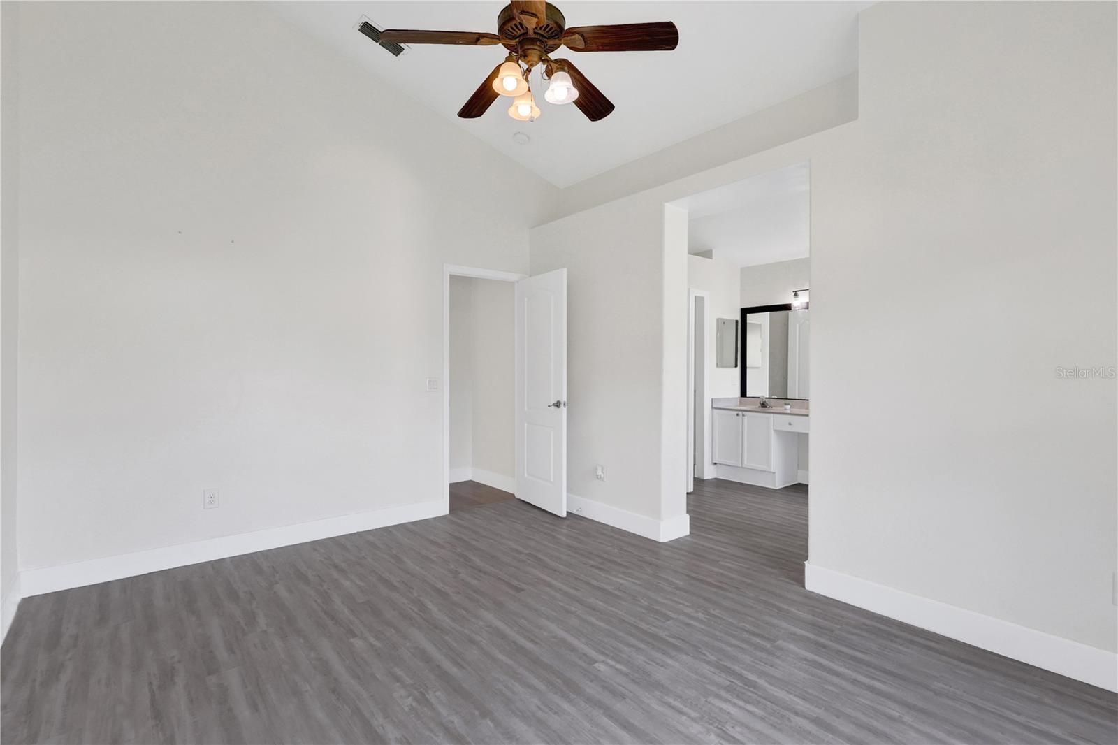 WESTON HILLS SUB - Residential
