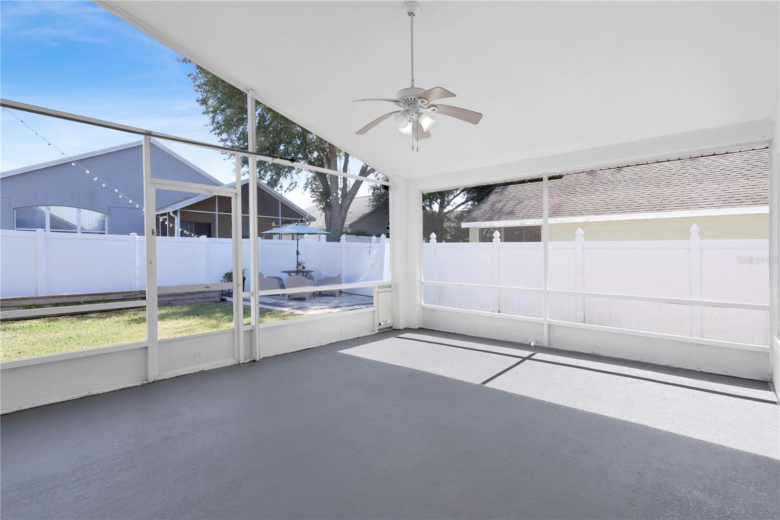 WESTON HILLS SUB - Residential