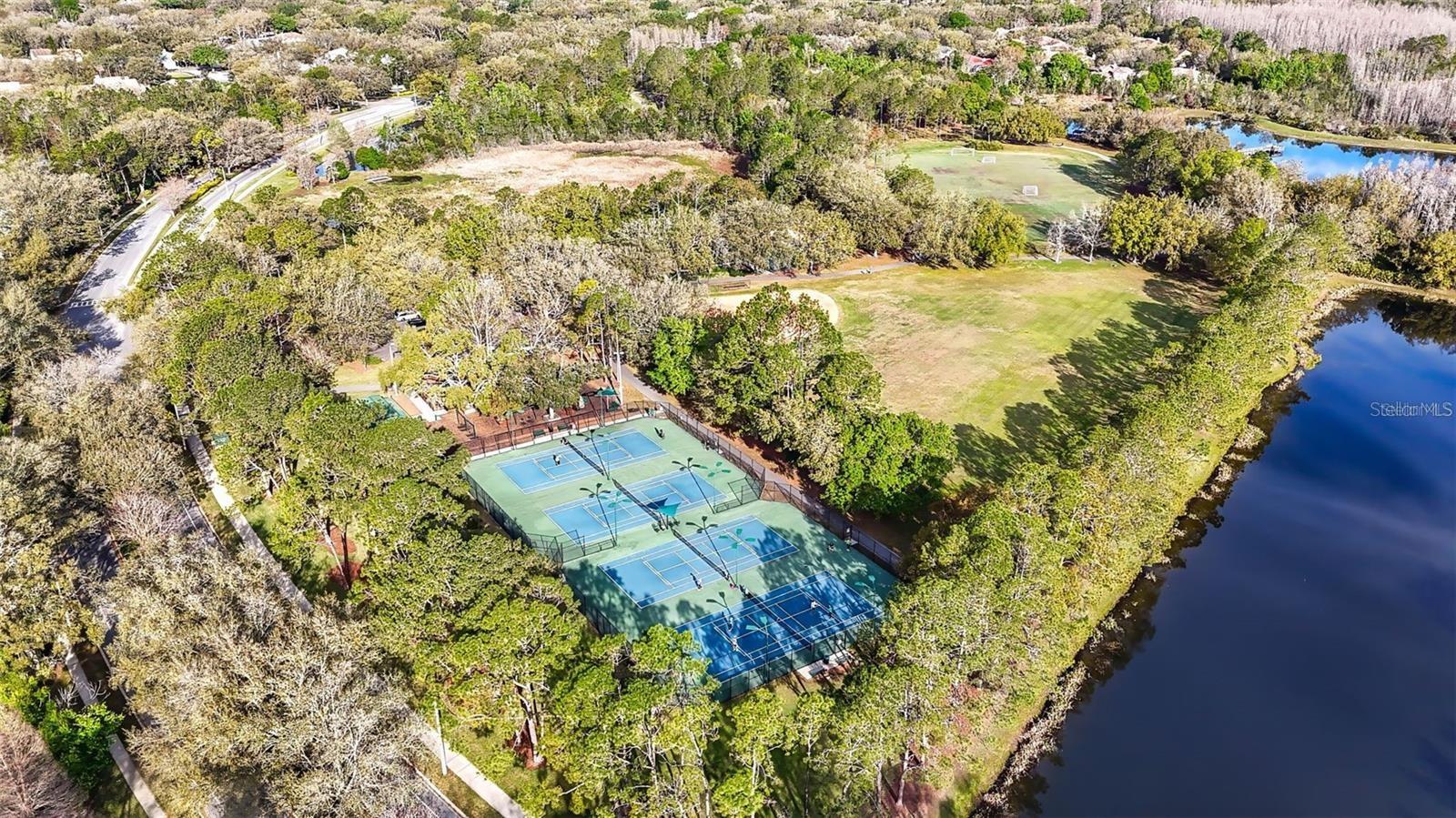 THE HIGHLANDS AT HUNTERS GREEN - Residential