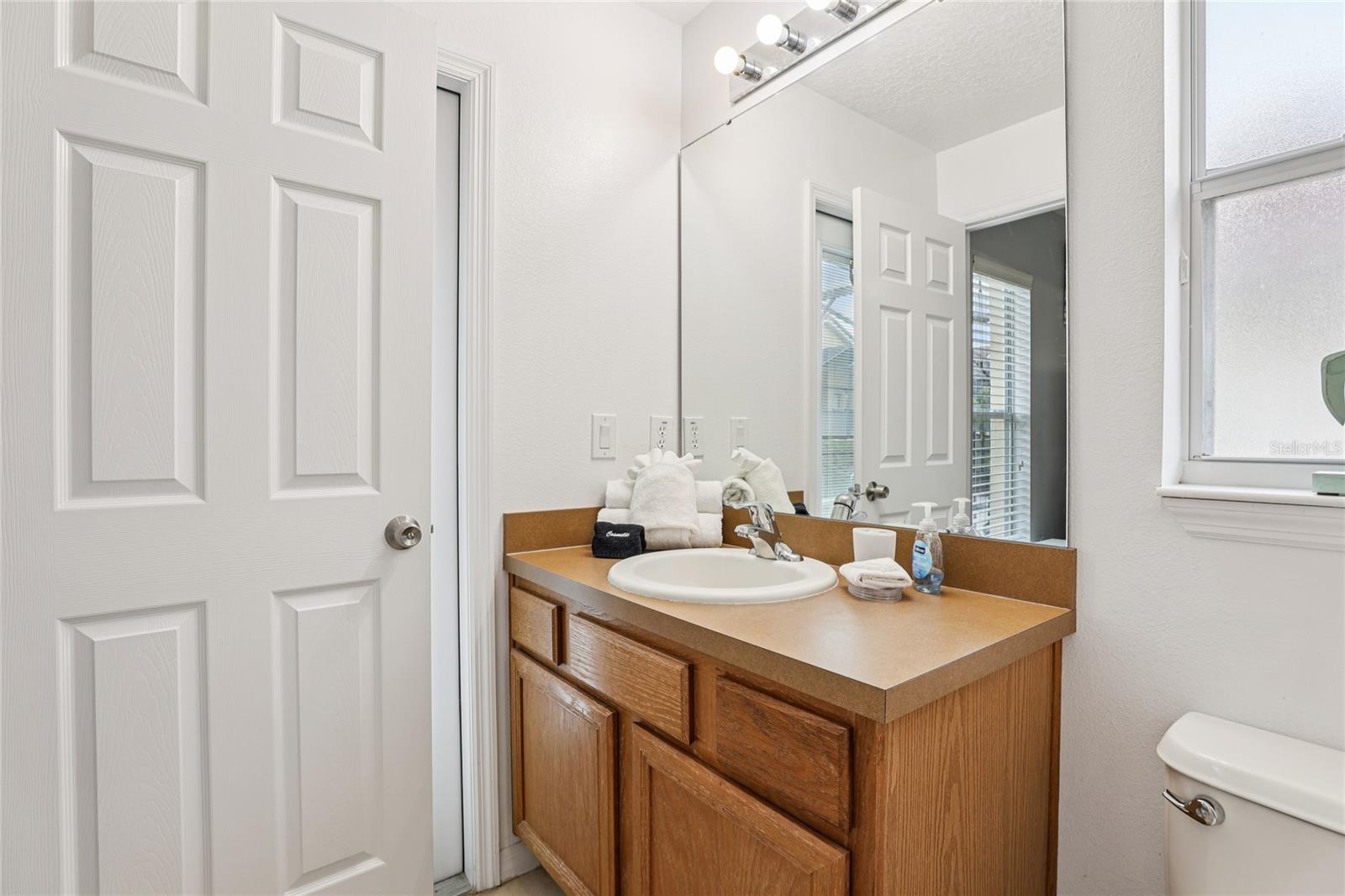 AVIANA PH 01 - Residential