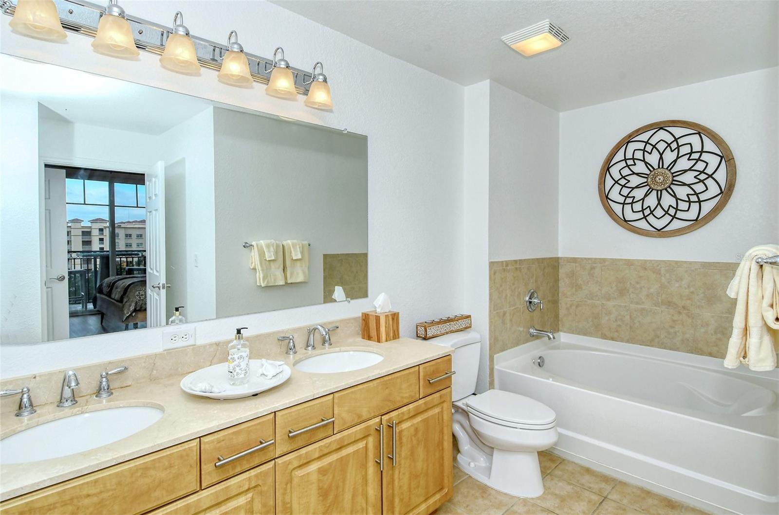 BROADWAY PROMENADE - Residential Lease