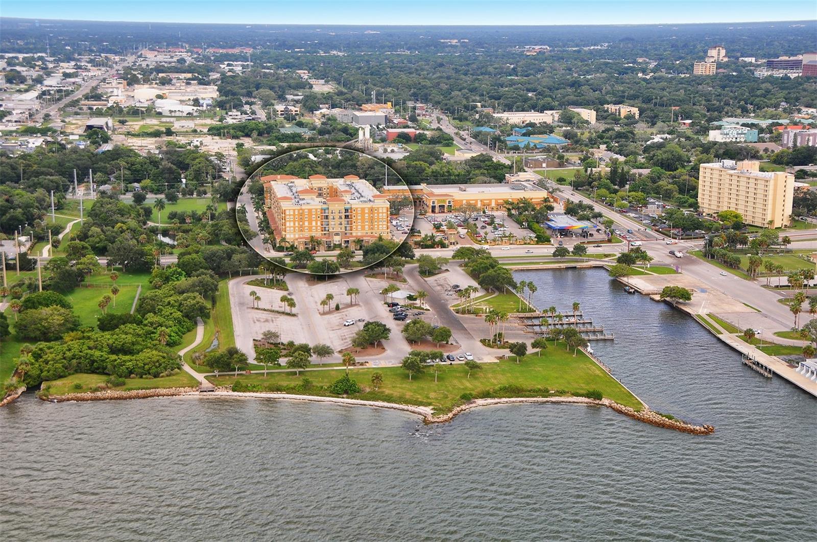 BROADWAY PROMENADE - Residential Lease