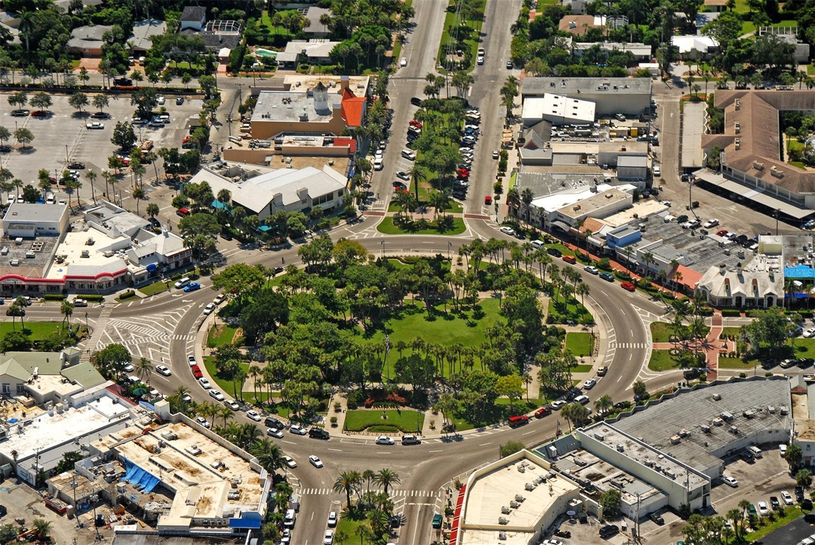 BROADWAY PROMENADE - Residential Lease