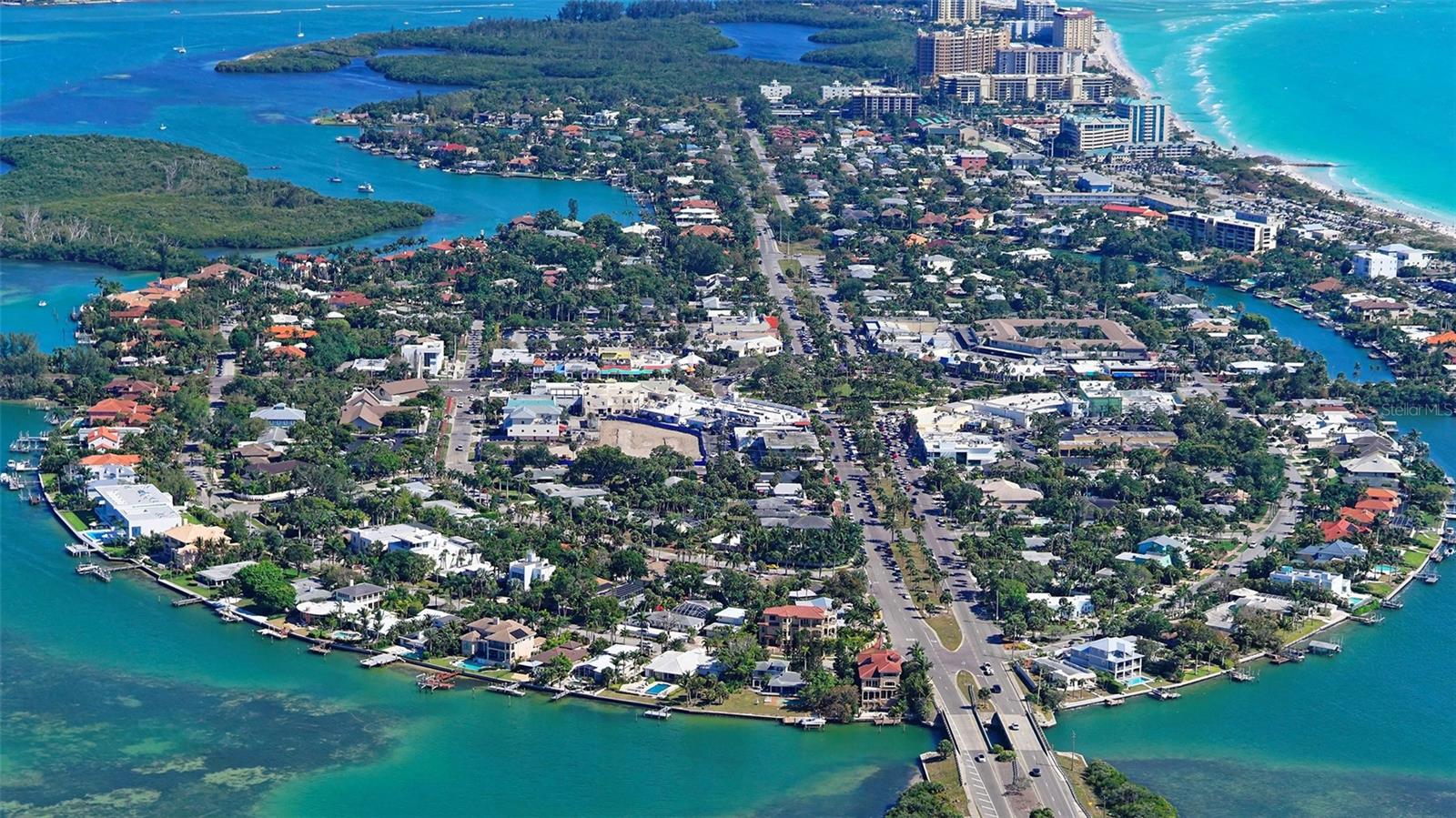 BROADWAY PROMENADE - Residential Lease