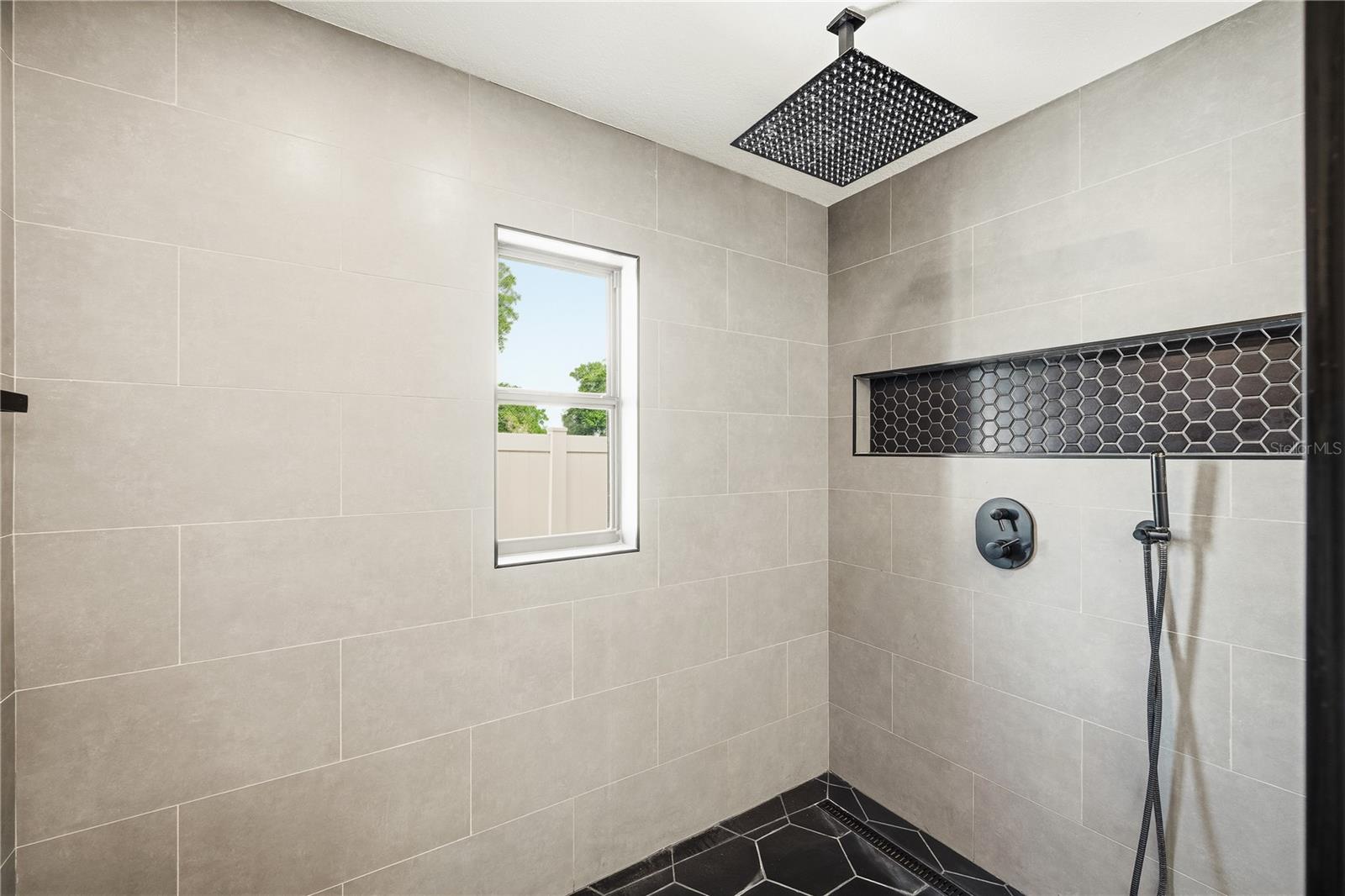 SAN SEBASTIAN HEIGHTS UNIT 1 - Residential