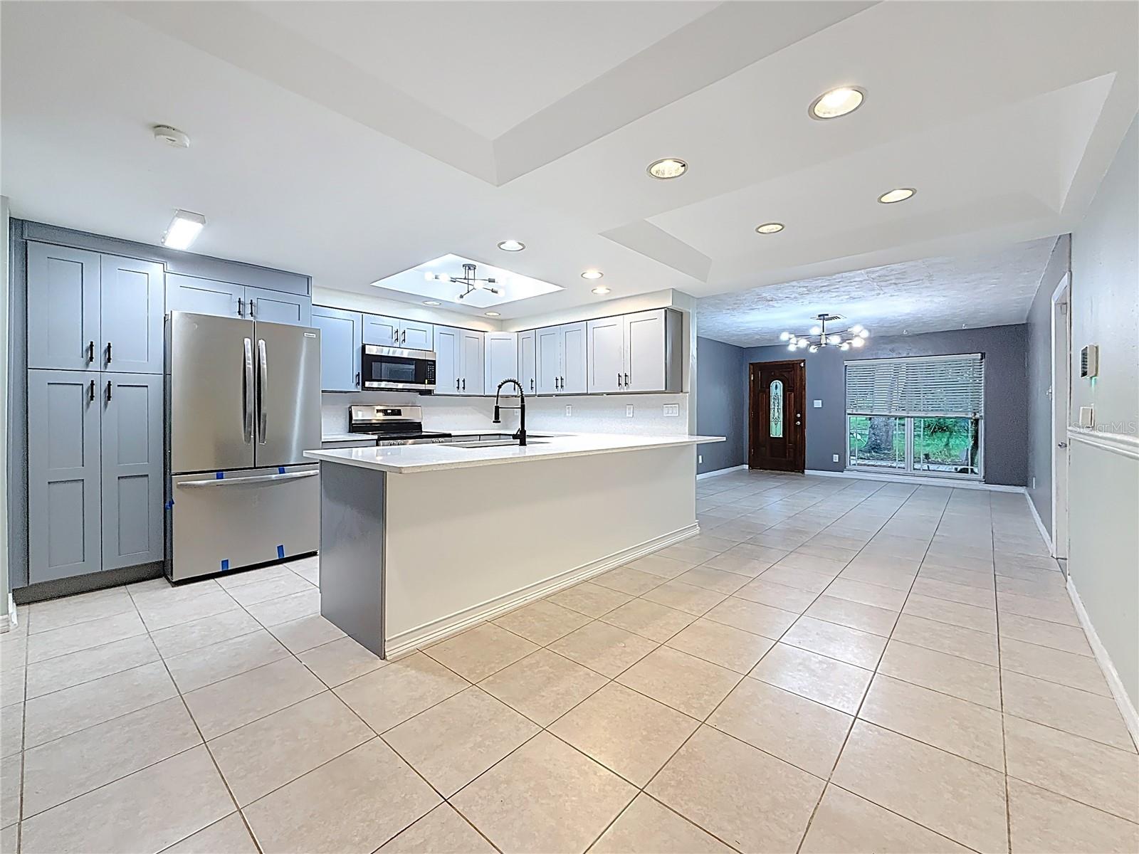 307 FERN CLIFF AVENUE