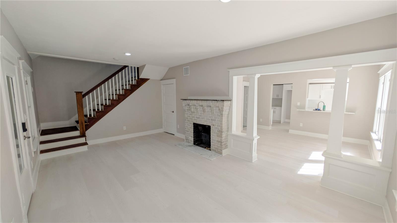 LANGS BUNGALOW COURT - Residential Income