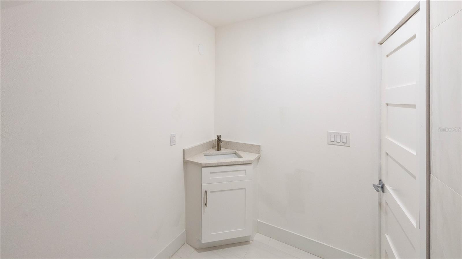 LANGS BUNGALOW COURT - Residential Income