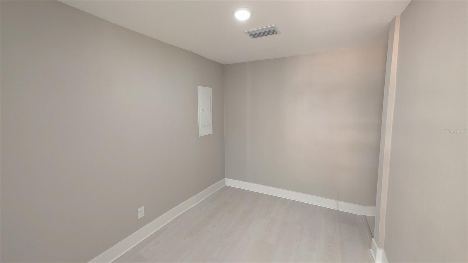 LANGS BUNGALOW COURT - Residential Income