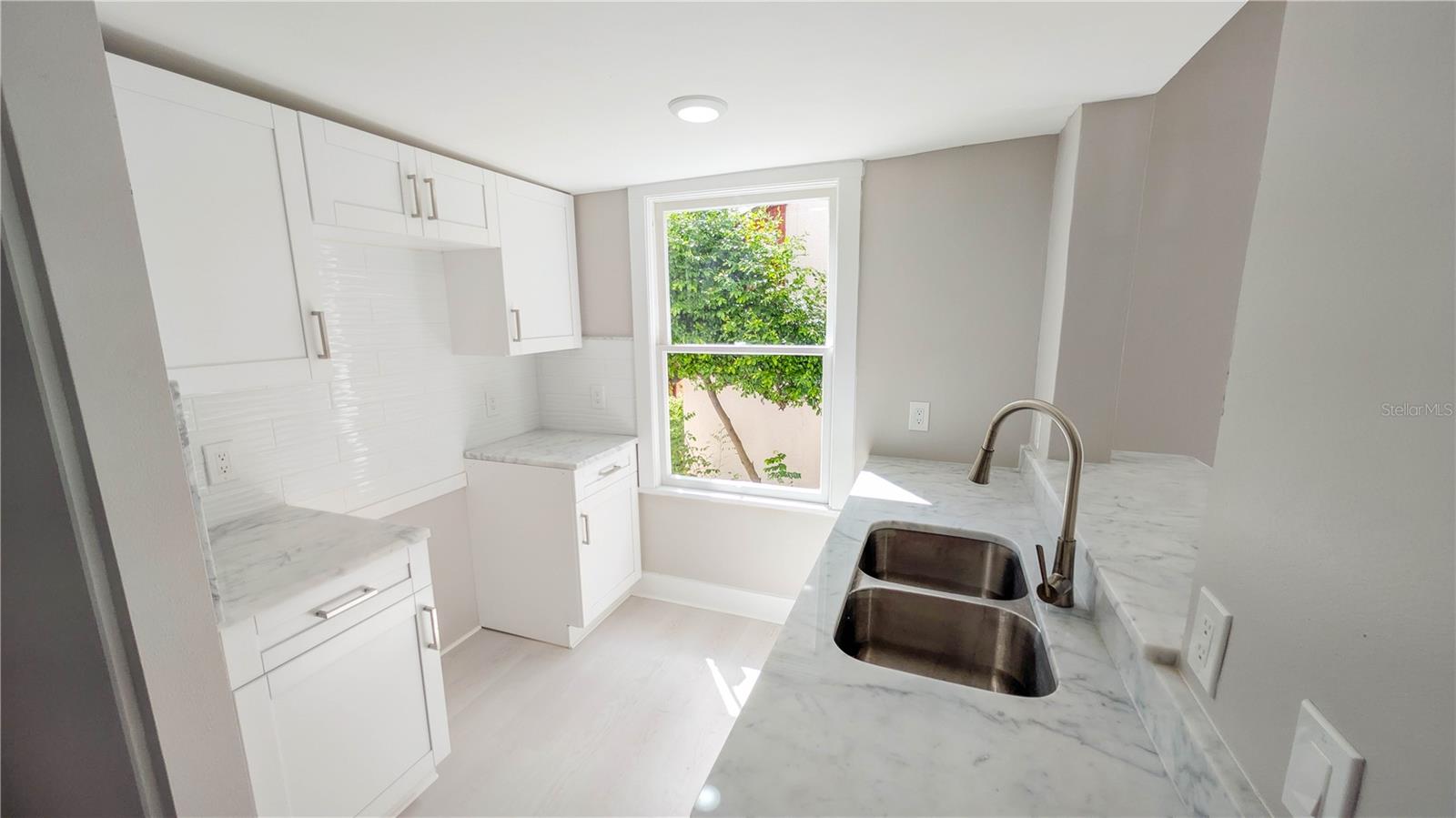 LANGS BUNGALOW COURT - Residential Income