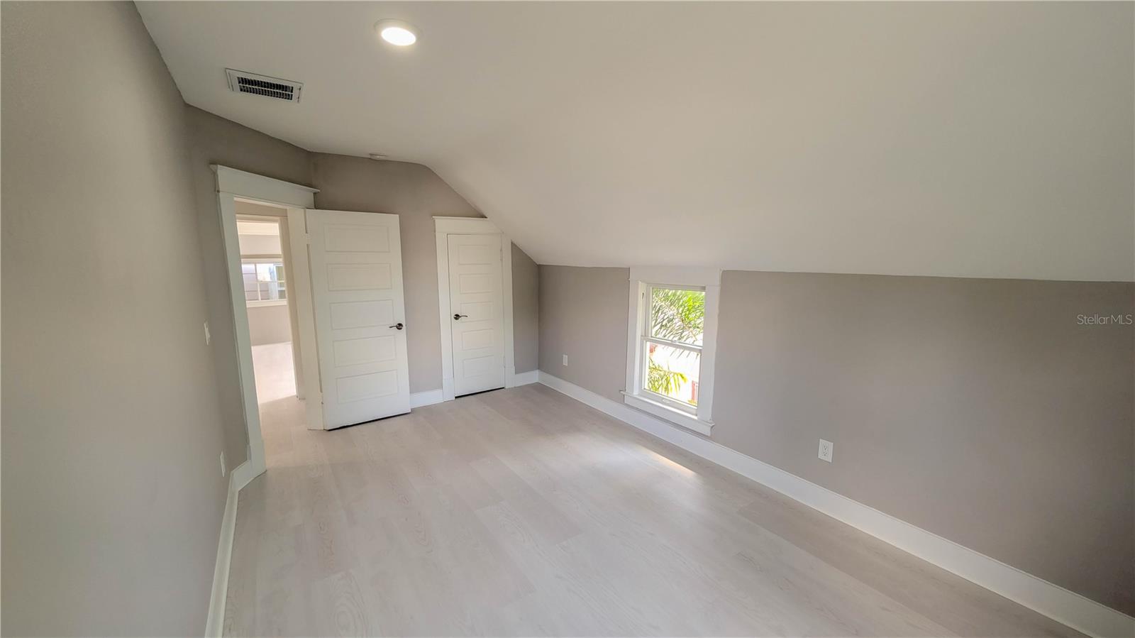 LANGS BUNGALOW COURT - Residential Income