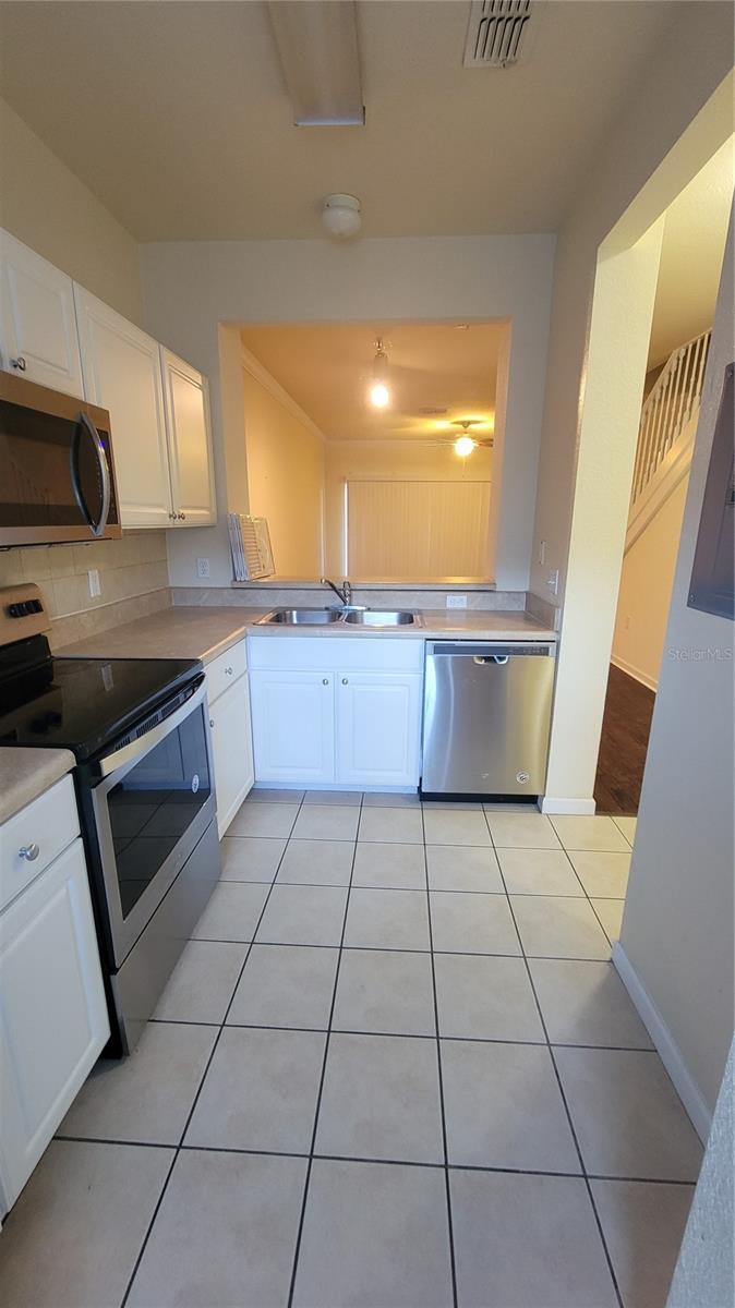 4316 NW 48TH 106