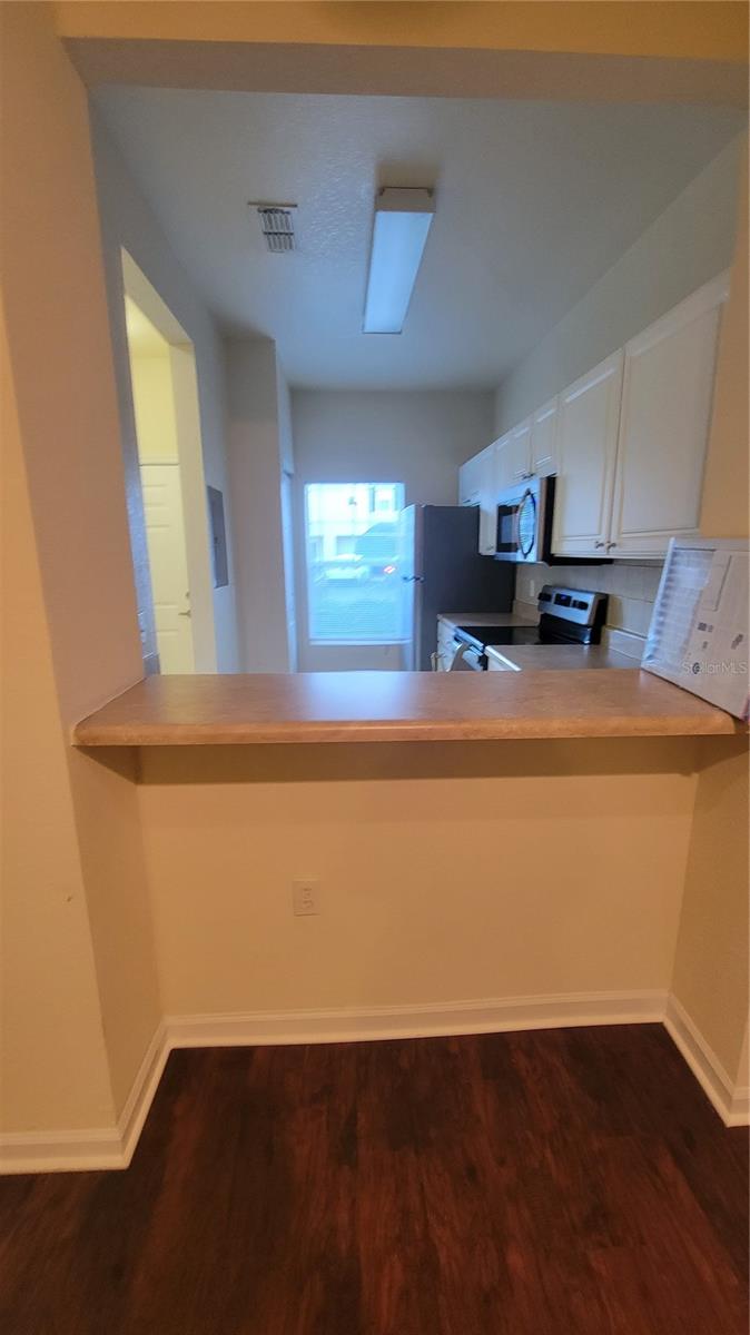 4316 NW 48TH 106