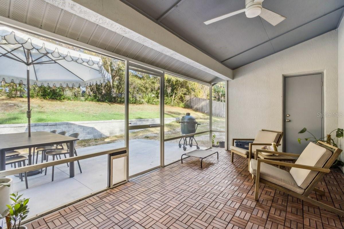 ESTATES AT BENT OAKS - Residential