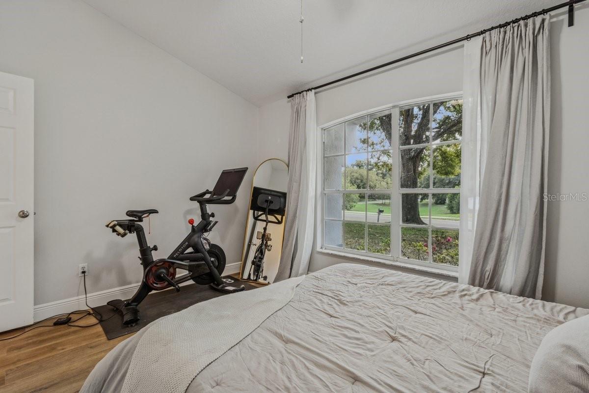 ESTATES AT BENT OAKS - Residential